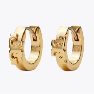 Tory Burch Serif T-Huggie Hoop Earrings
